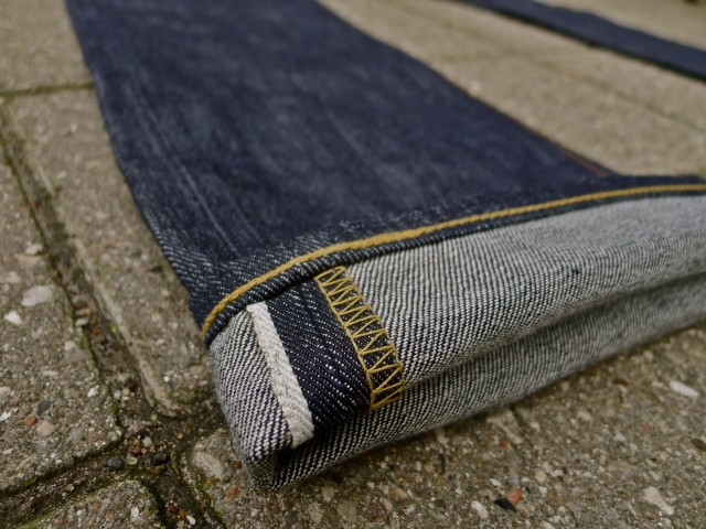 selvedge red line