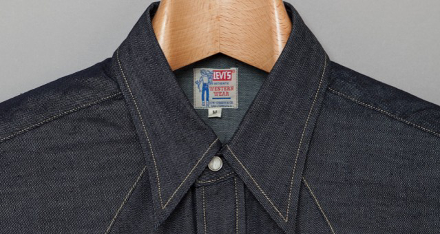 How much influence does the weight of denim have on how your jeans fade? In this article we look briefly into that and provide an overview of denim weights: Levi's Vintage Clothing 1955 Sawtooth lightweight shirt