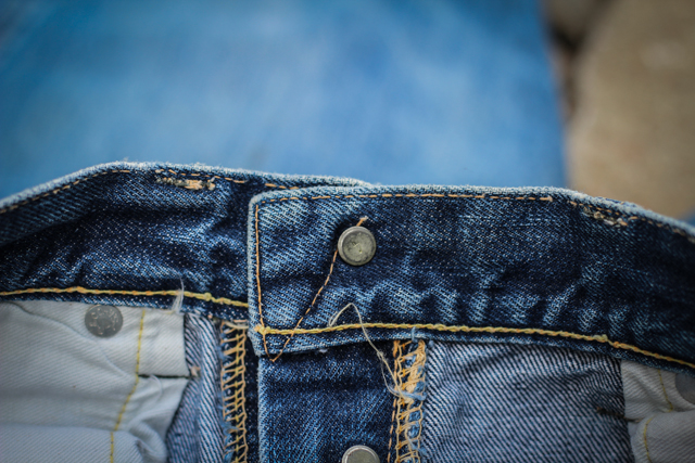 A Study of Levi's Patches: 1967-1968. This guide gives you an overall view of the 8 essential details you should be looking for when determining the production date of vintage Levi's 501 jeans.