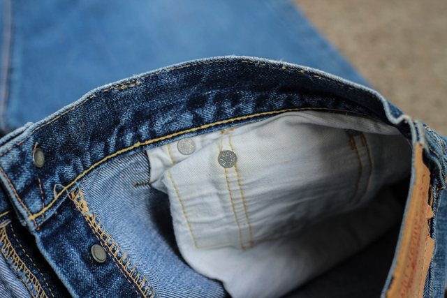 A Study of Levi's Patches: 1967-1968. This guide gives you an overall view of the 8 essential details you should be looking for when determining the production date of vintage Levi's 501 jeans.