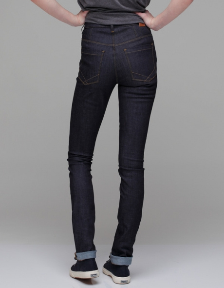 Raw Denim Roundup 6 Raw Denim Jeans For Women