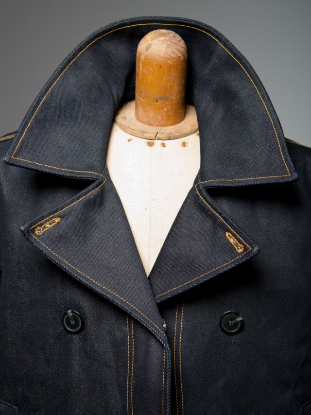 EDWARD Organic Dry Pea Coat Indigo - collar