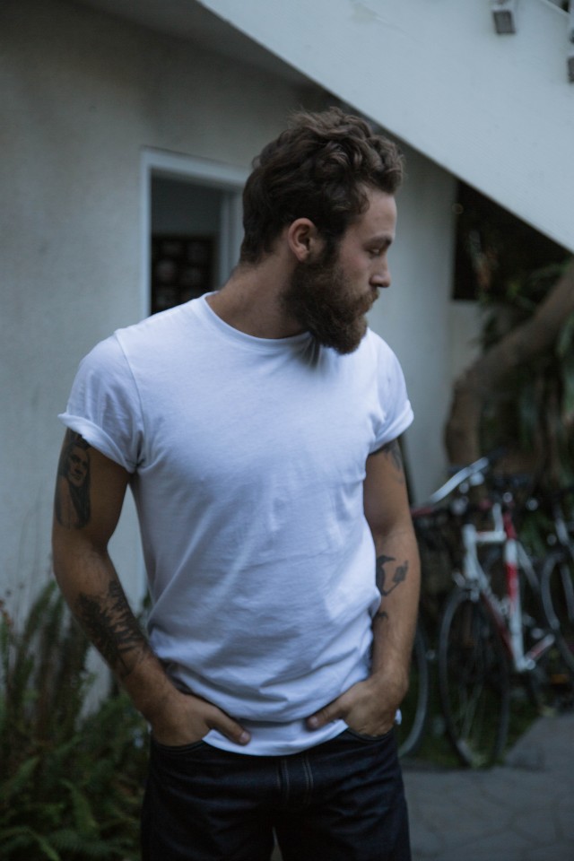 Dyer & Jenkins white ring-spun t-shirt Denimhunters