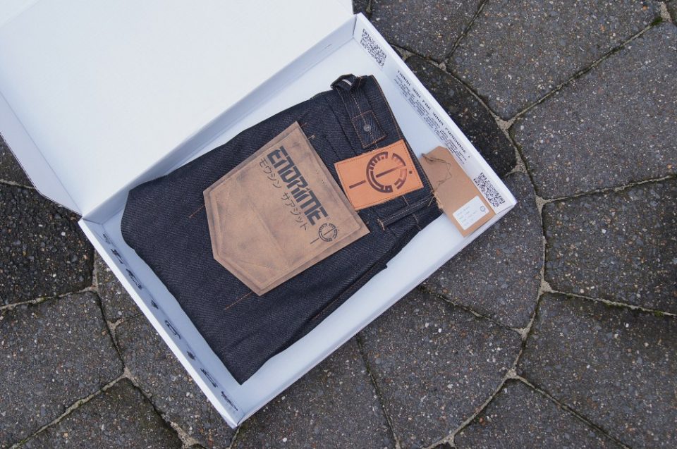 ENDRIME Ergonomic jeans in box