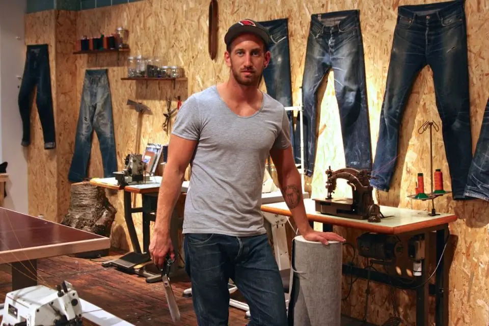 Tulp Jeans The Denim Bar The Hague Jesper Remmerswaal with denim roll