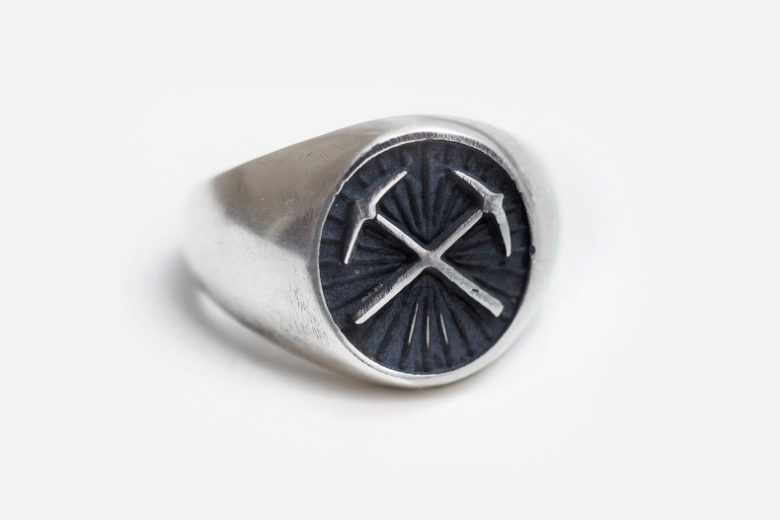 3sixteen-Signet-Ring-Ropedye-6