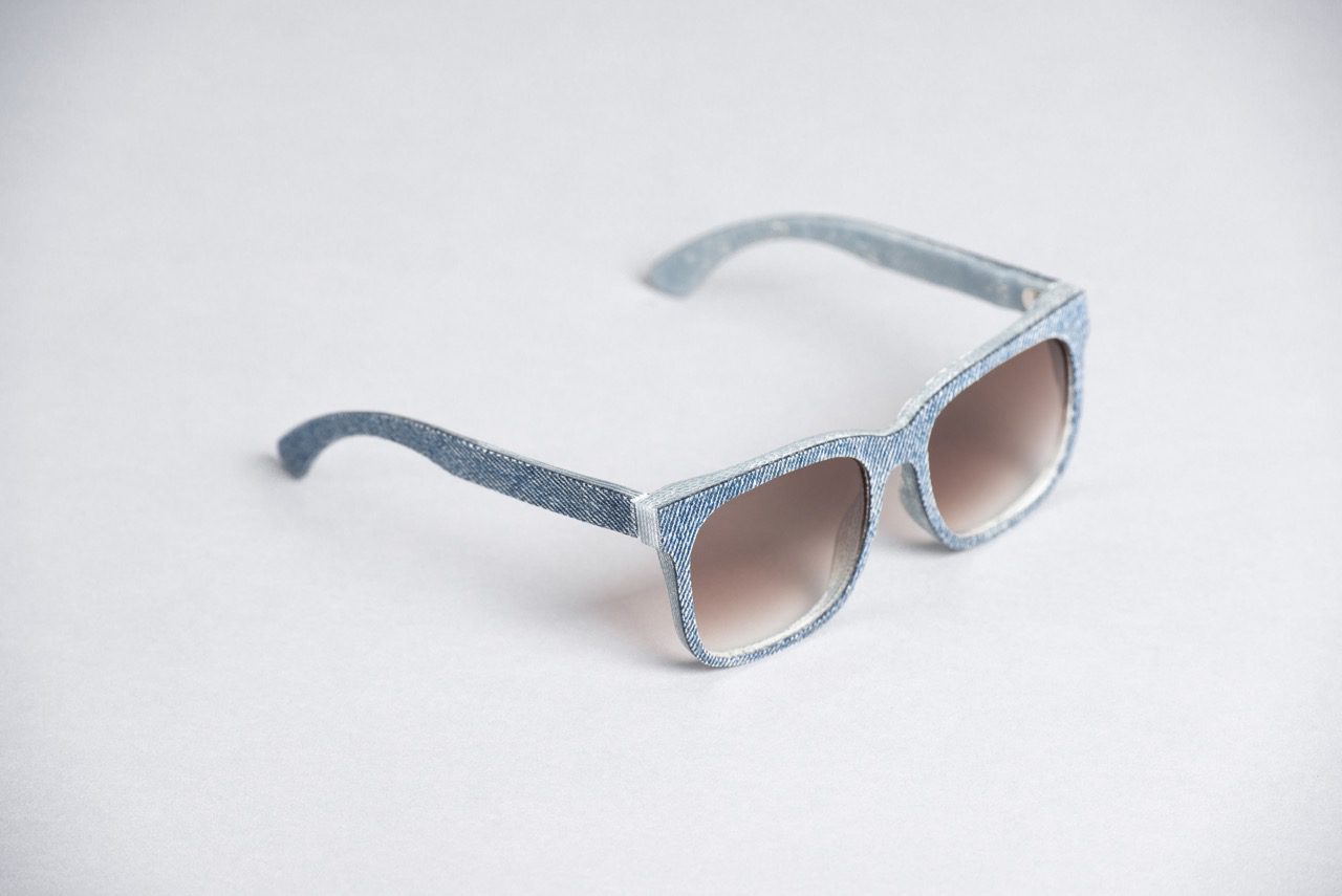 Mosevic sunglasses made of denim, Cassini light blue
